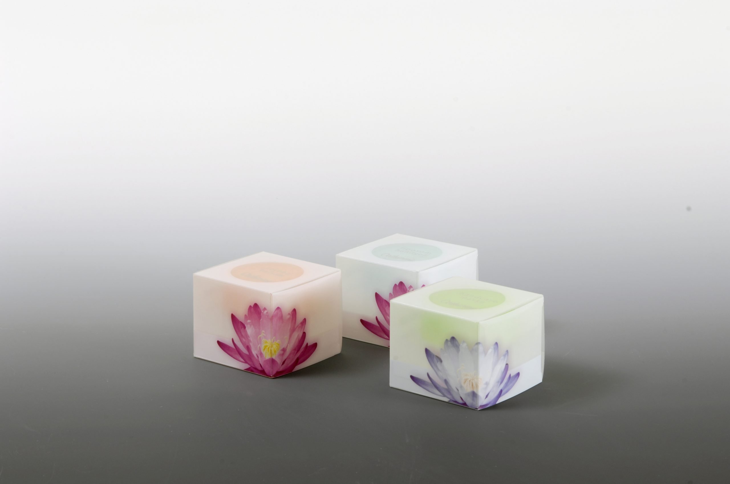 3 sets of cube tealight holders with flower print